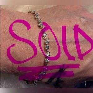 Solid 10k yellow gold natural diamond tennis bracelet 7.75”